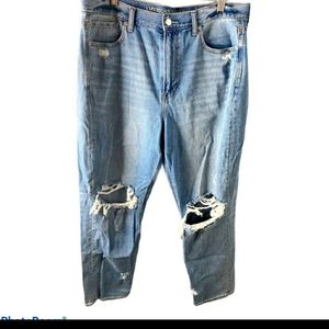 American eagle mom jeans